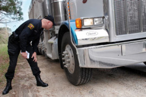Read more about the article Trucking News: FMSCA New Rule For Unfit Carriers